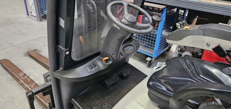 Carretilla eléctrica de 3 ruedas contrapesada Crown SC 5360