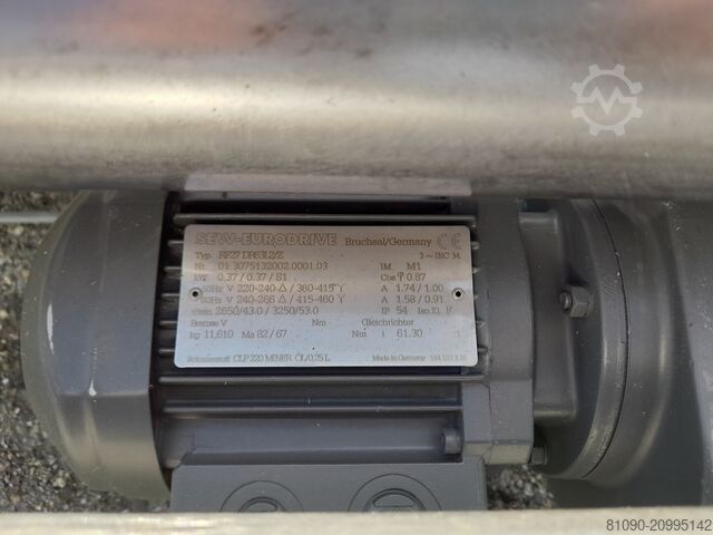 Transportador de rodillos motorizado 3400x910x300, rodillo L=900  