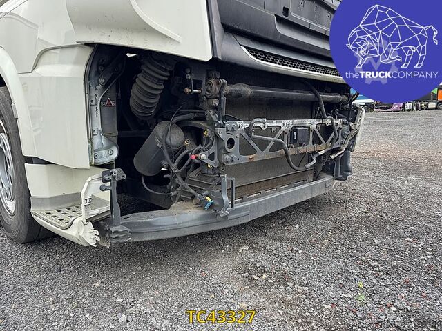 Chassis met cabine DAF XF 440
