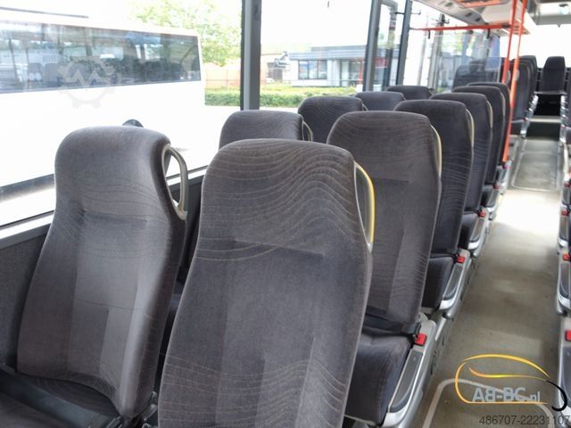 Långfärdsbuss MERCEDES-BENZ Intouro 49 Sitze Liftbus EURO 6