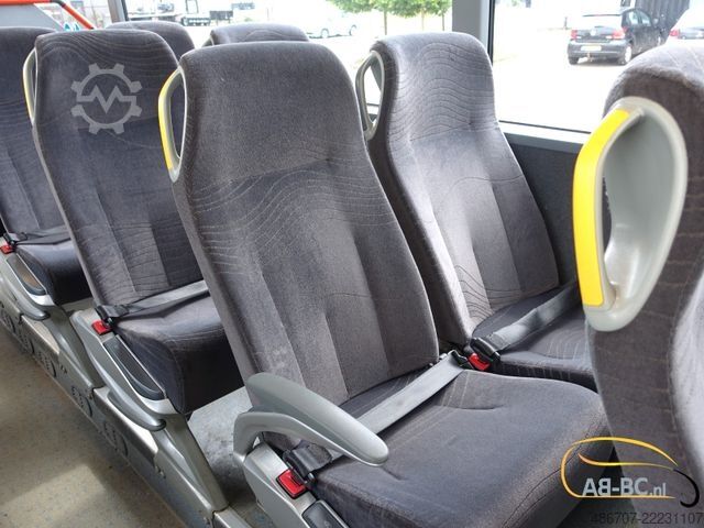 Långfärdsbuss MERCEDES-BENZ Intouro 49 Sitze Liftbus EURO 6