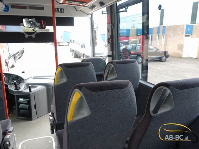 Långfärdsbuss MERCEDES-BENZ Intouro 49 Sitze Liftbus EURO 6