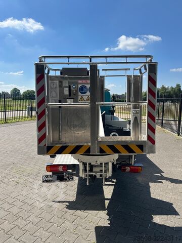Teherautóra szerelt munkaállvány Klaas Theo 25 Aerial Work Platform, 2017, only 39.208 km