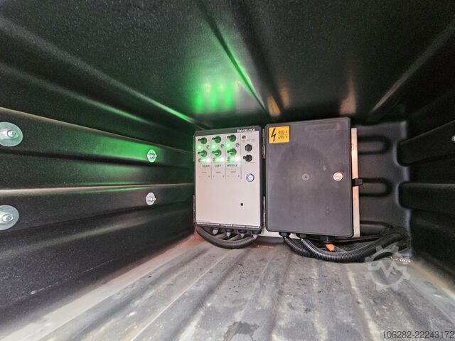Koelwagen Volvo FM330 Multizone Lenk u. Kühlkoffer