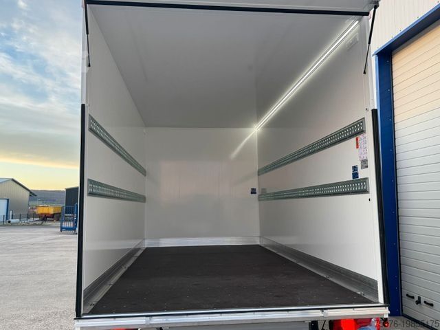 Vrachtwagen met bakwagen MAN TGE 3.180 Kofferaufbau mit LBW