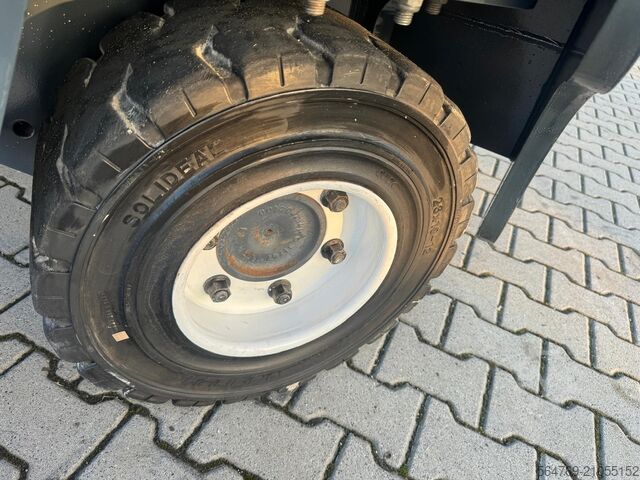 četvorosmerni viljuškar Combilift C6000/Wide positioner/ Only 3157 hours !