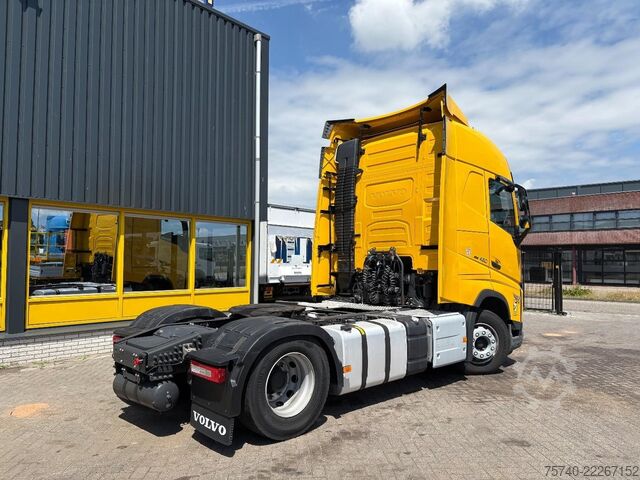 Standard-SZM Volvo FH 460 + NB chassis 2022 facelift + 5x in stock