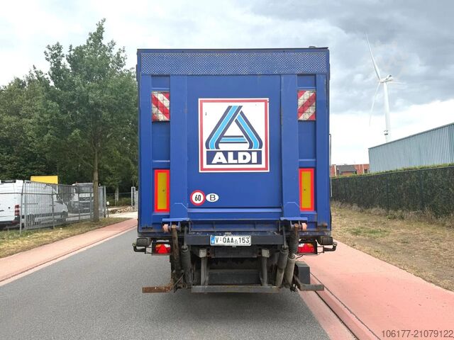 Bavul Schmitz Cargobull SCB*S3B / DHOLLANDIA 3000kg /  LIFTAS / STUURAS