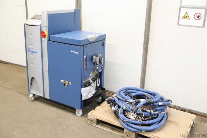 Equipo de fusión de adhesivo Nordson VersaBlue VB_ENG 3 Pumpen