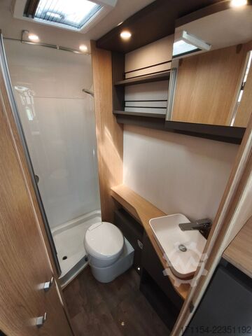 Camper semintegrato LMC Tourer lift H 730 ,Hubbett,