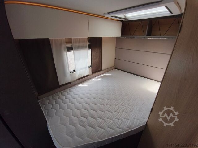 Camper semintegrato LMC Tourer lift H 730 ,Hubbett,