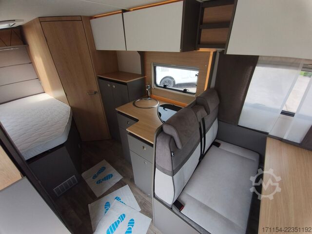 Camper semintegrato LMC Tourer lift H 730 ,Hubbett,