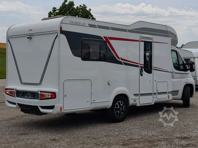 Camper semintegrato LMC Tourer lift H 730 ,Hubbett,