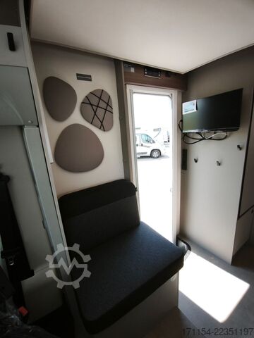 Camper semintegrato LMC LMC Tracer 730 EL Modell 2026 / Hubbett,Automati