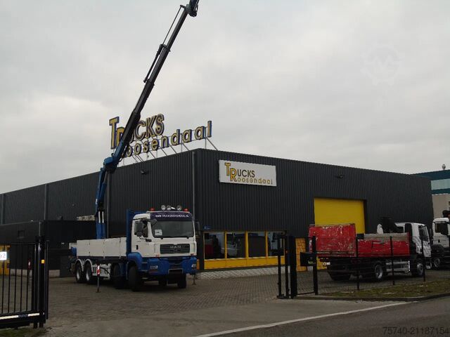 Vrachtwagen met kraan MAN TGA 32.414 + HMF 4220 K4 + JIB 4x + 8X4
