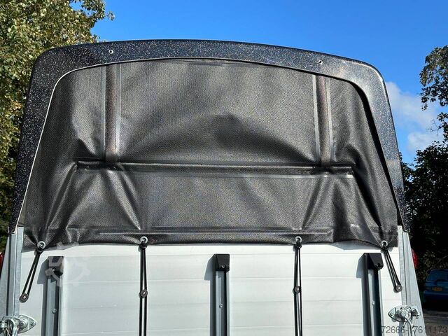 Pferde Anhänger Humbaur EQUITOS ALU 2000 BLACK+ SK 315X165X230CM 2000KG