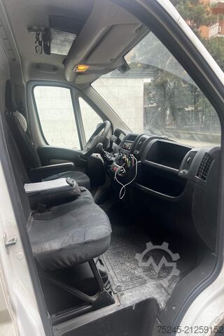 Panel van Citroen JUMPER 33 2.2 130 CV