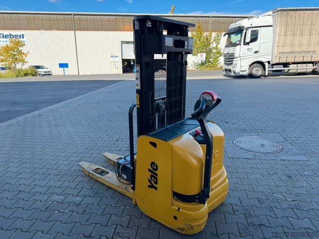 Manual stacker YALE MS 12 AC / Triplex: 4m! / nur 180h! / 2014