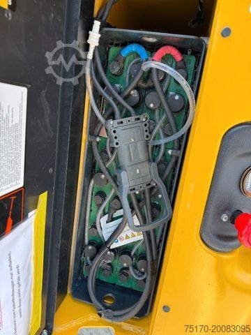 Manual stacker YALE MS 12 AC / Triplex: 4m! / nur 180h! / 2014