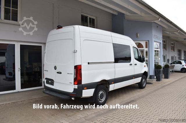 Minibus MERCEDES-BENZ 316 CDI Sprinter Mixto 4x4 7 G Tr 4 Sitze Standh