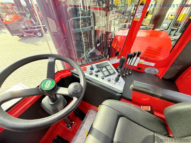 Négyirányú targoncát Combilift C8000 GAS TRIPLEX 8300 WIDE POSITIONER