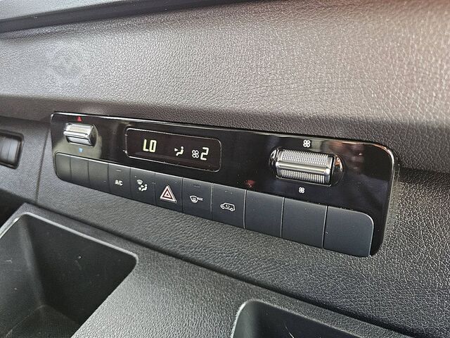 Valise MERCEDES-BENZ SPRINTER 515 Bakwagen Laadklep!