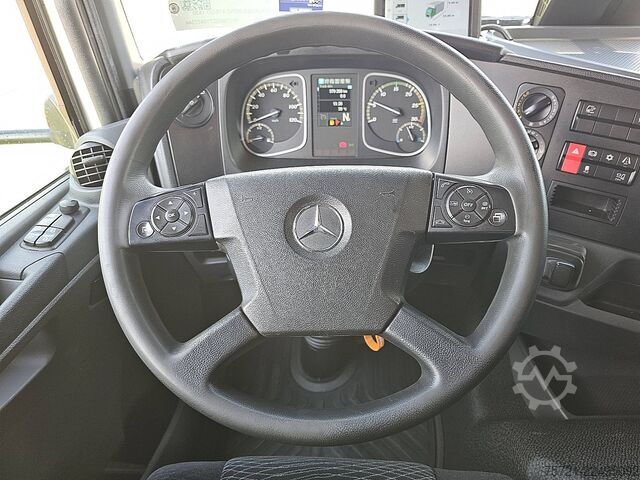 Kuffert MERCEDES-BENZ ATEGO 1530 LIFT AIRCO 7.2T PAYL