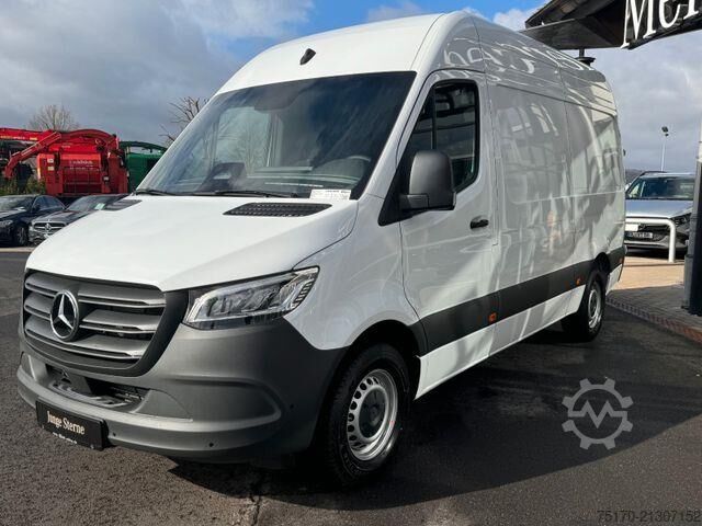 Kombi z wysokim dachem Mercedes-Benz Sprinter 317 CDI 3665 9G DISTRONIC AHK