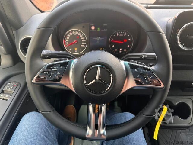 Kombi z wysokim dachem Mercedes-Benz Sprinter 317 CDI 3665 9G DISTRONIC AHK