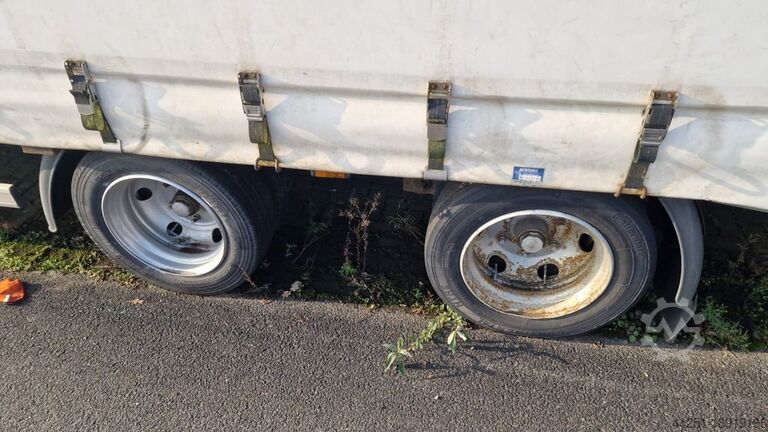 3-Achs Planenanhänger mit 2x Rampen BFR Wisskirchen PLS315