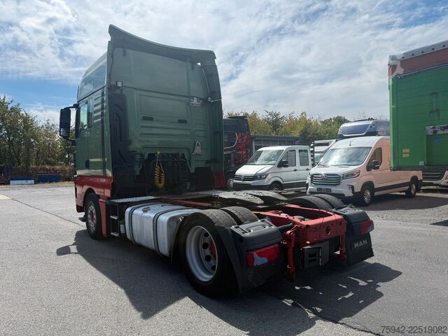 Cap tractor voluminos MAN TGX 18.460 XXL LLS-U 2 TANKS STANDKLIMA