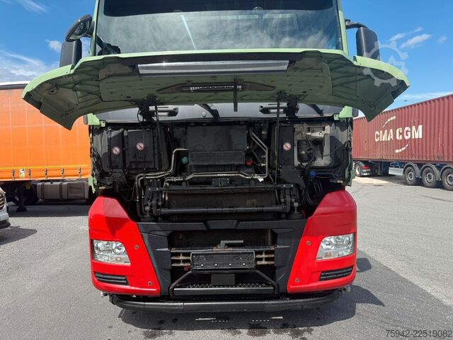 Cap tractor voluminos MAN TGX 18.460 XXL LLS-U 2 TANKS STANDKLIMA