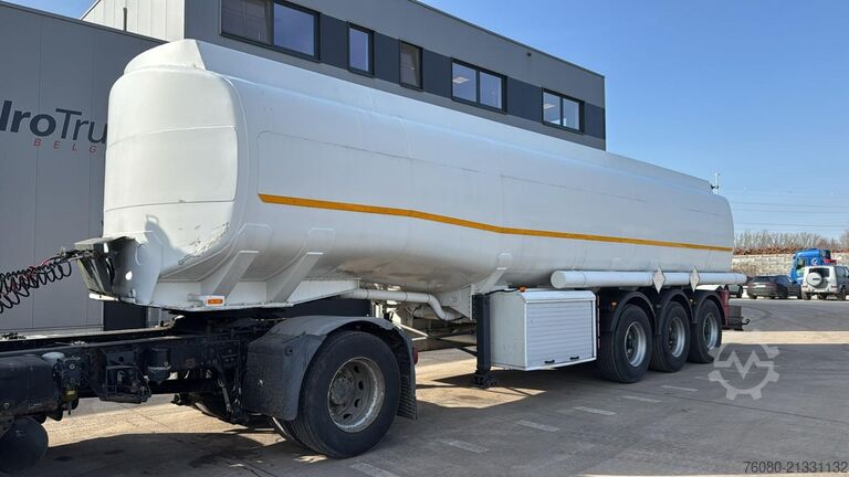 Tank Trailor S383EL (36500 LITERS / 5 COMPARTIMENTS / FUEL T...