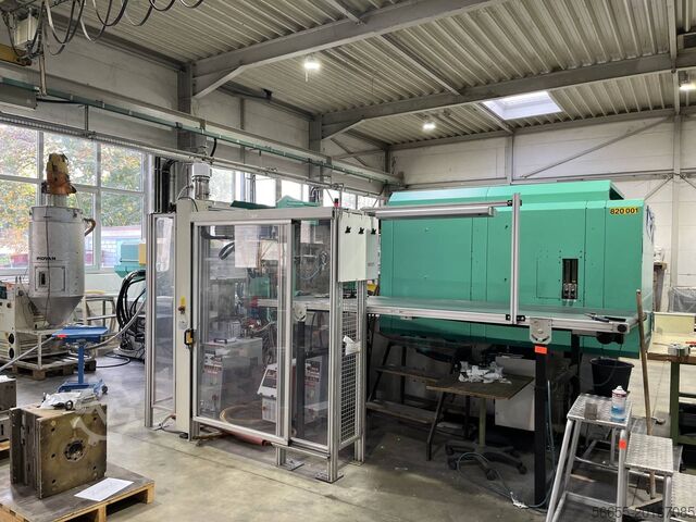 Spuitgietmachines Arburg Allrounder 820S 4000-2100 mit Multilift 55t Stunden