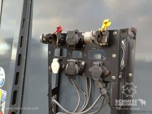 Semi-remorque bâchée Berger Curtainsider Mega