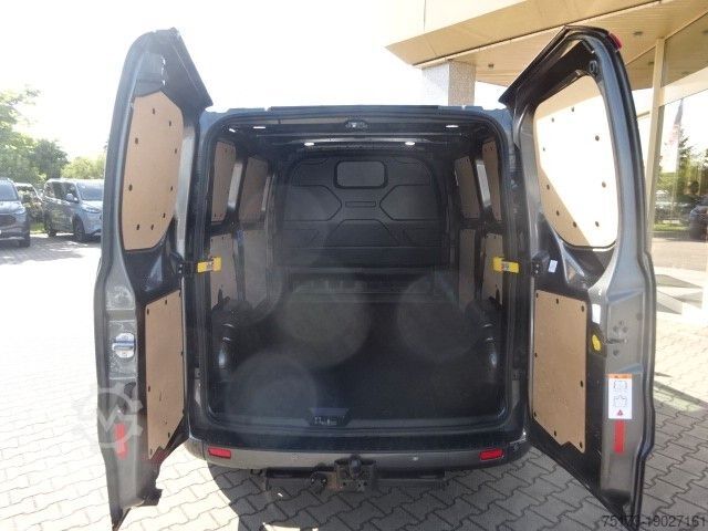 Panelová dodávka FORD Transit Custom Kasten 290 L1H1 Sport AHK