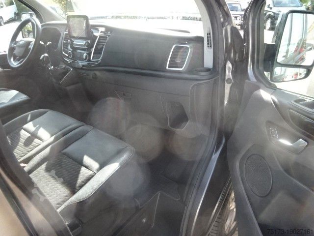 Panelová dodávka FORD Transit Custom Kasten 290 L1H1 Sport AHK