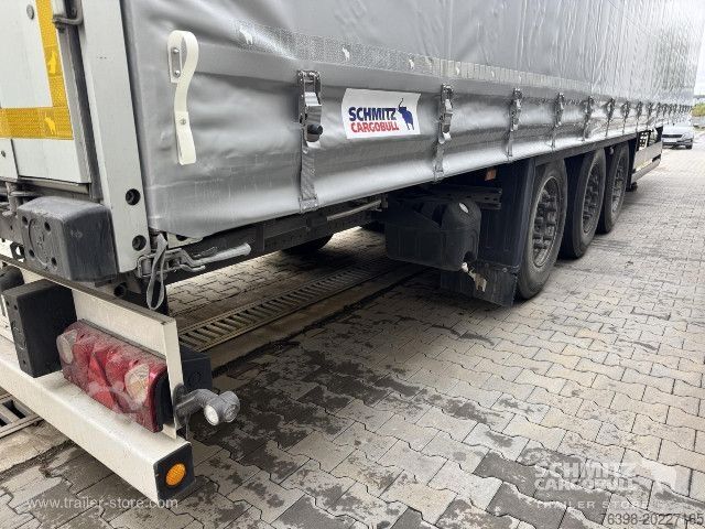 Semi-reboque aberto com lona Schmitz Cargobull Curtainsider Standard