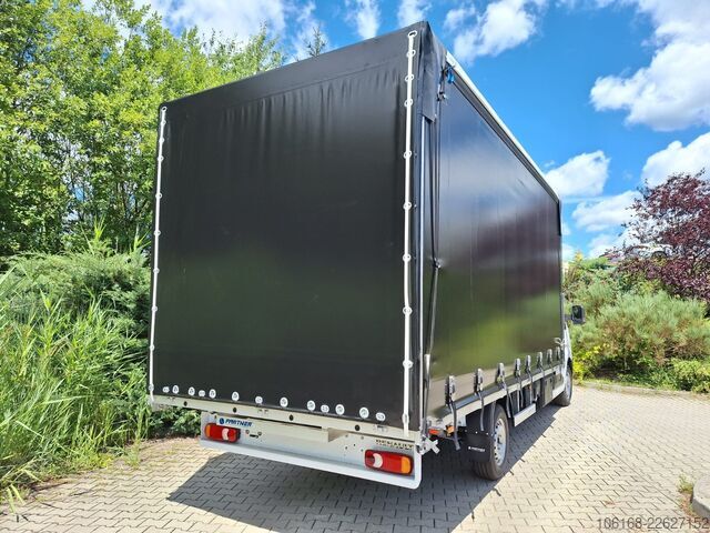 Pick-up furgon Renault Master Pritsche Plane Schlafkabine