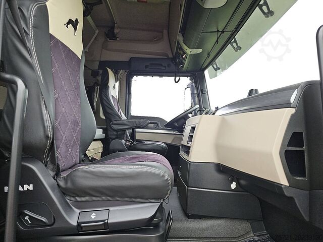 Padrão-SZM MAN 18.500 TGX XLX 2X TANK NIGHT AC