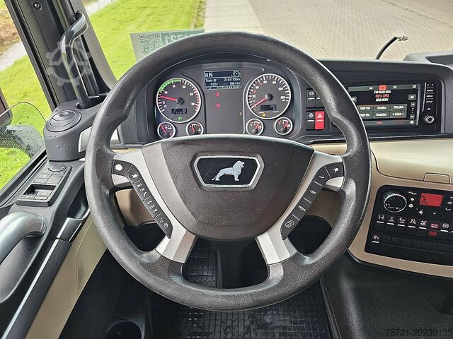 Standaard trekker MAN 18.460 TGX XLX ADR AT/OX 2X TNK