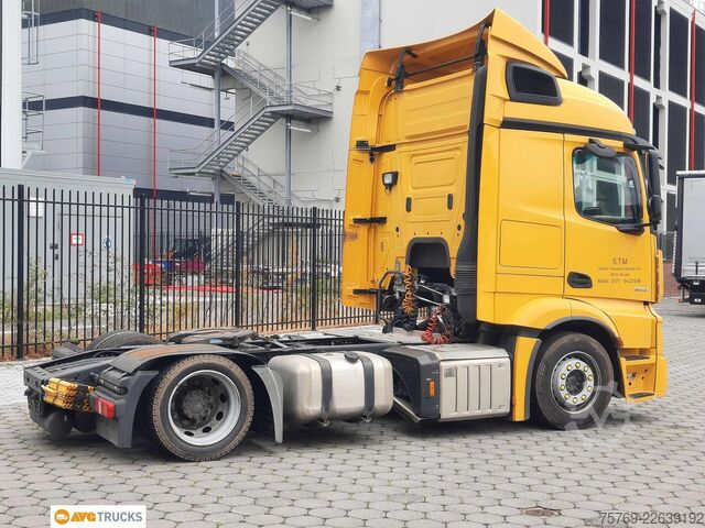 Volymdragbil MERCEDES-BENZ 1843 LS ACTROS Retarder 2xTank