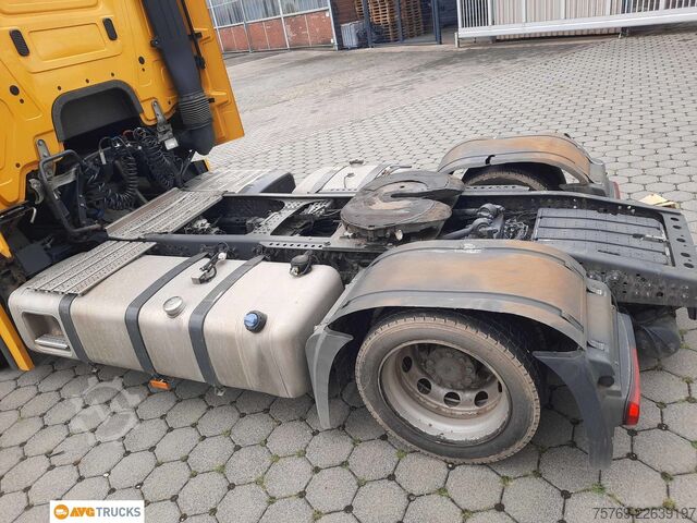 Volymdragbil MERCEDES-BENZ 1843 LS ACTROS Retarder 2 x Tank