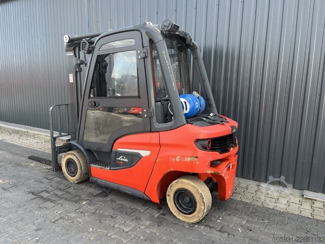 LPG-vorkheftruck Linde H25T-01