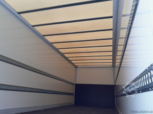 Vrachtwagen met bakwagen DAF FA XB 290 16t Spier Plywoodkoffer