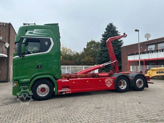Haakarm vrachtwagen SCANIA S580 V8 MEILLER Abroller mit Lift+Lenkachse 6x2