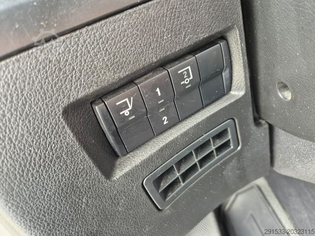 Autocamion frigorific Mercedes-Benz Antos 2532 L / FRIGOBLOCK