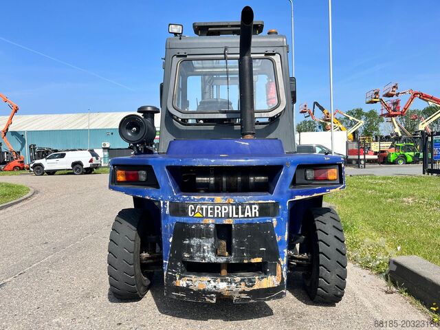 Vierrad-Gabelstapler Caterpillar DP70