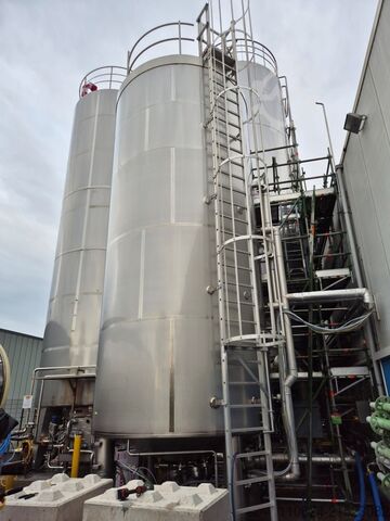 Cream tank Kuipers Woudsend BV T6.03