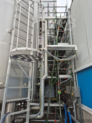 Cream tank Kuipers Woudsend BV T6.03